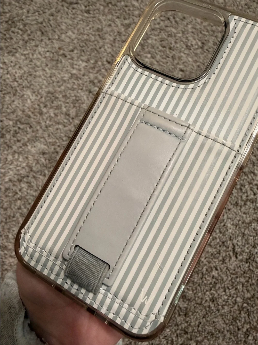 Wallis iphone 13